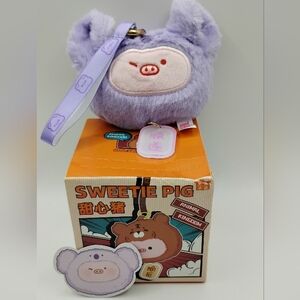 Animal Kingdom Sweetie Pig Plush Keychain